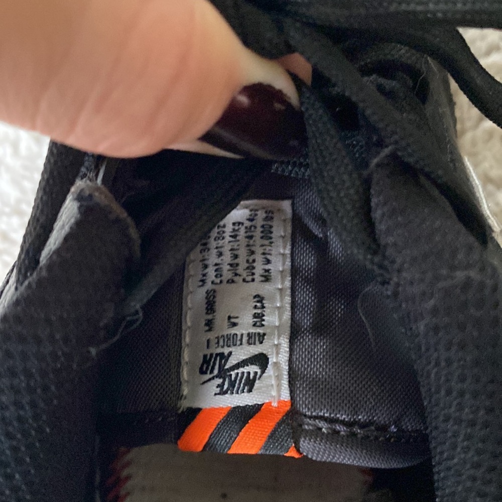 Nikes black reflective and orange nike air - Picture 4 of 5